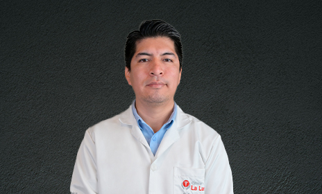 Dr. Carlos Hanampa Roque